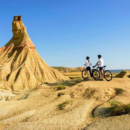 Casa Bardena Negra, Comodo Alojamiento Para Visitar Las Bardenas Y Sendaviva Fustinana Экстерьер фото